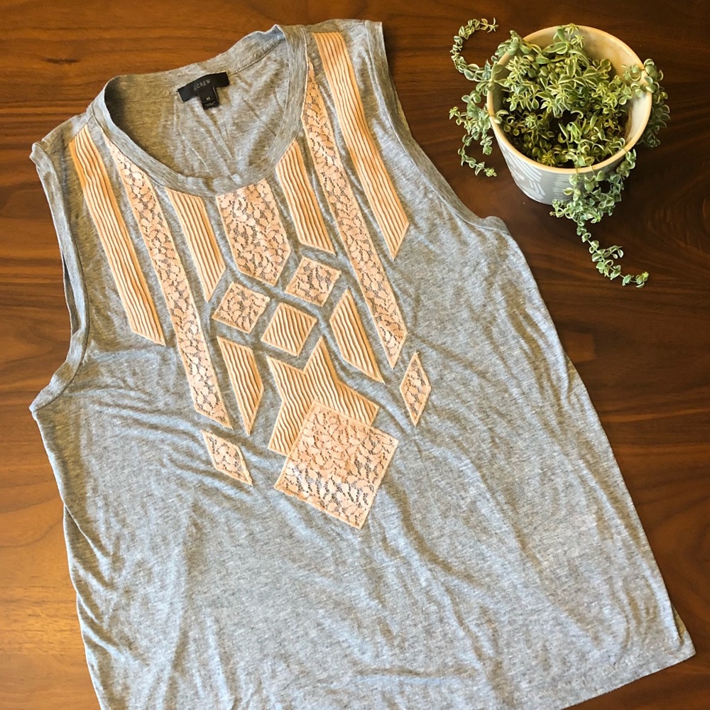 Gray tank with pink lace details